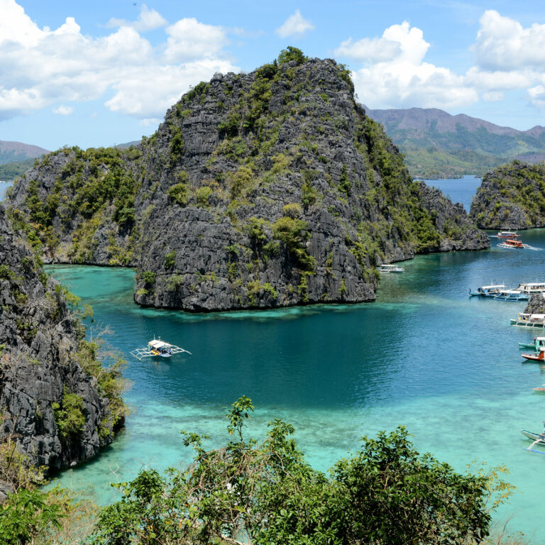 Scuba Diving (Coron, Philippines) | Choose Your Adventure